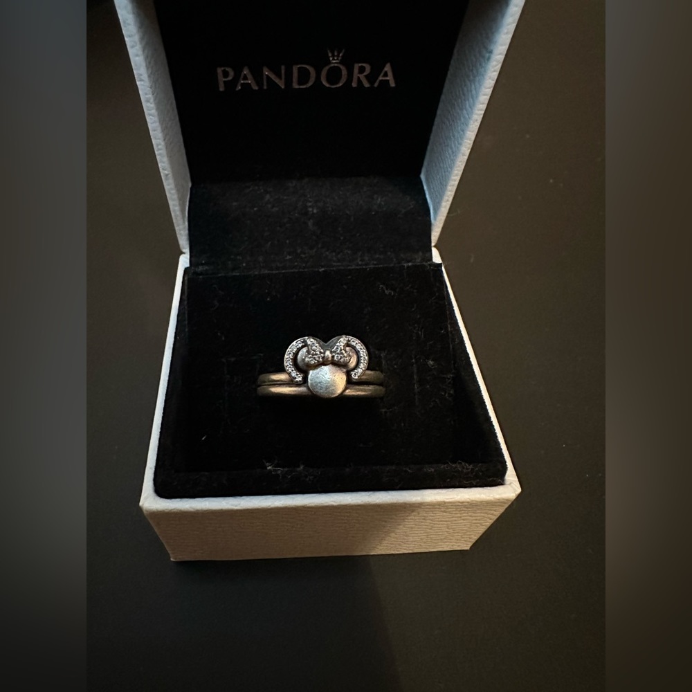 Pandora X Disney Mickey and Minnie Mouse Silhouette Puzzle Ring Set